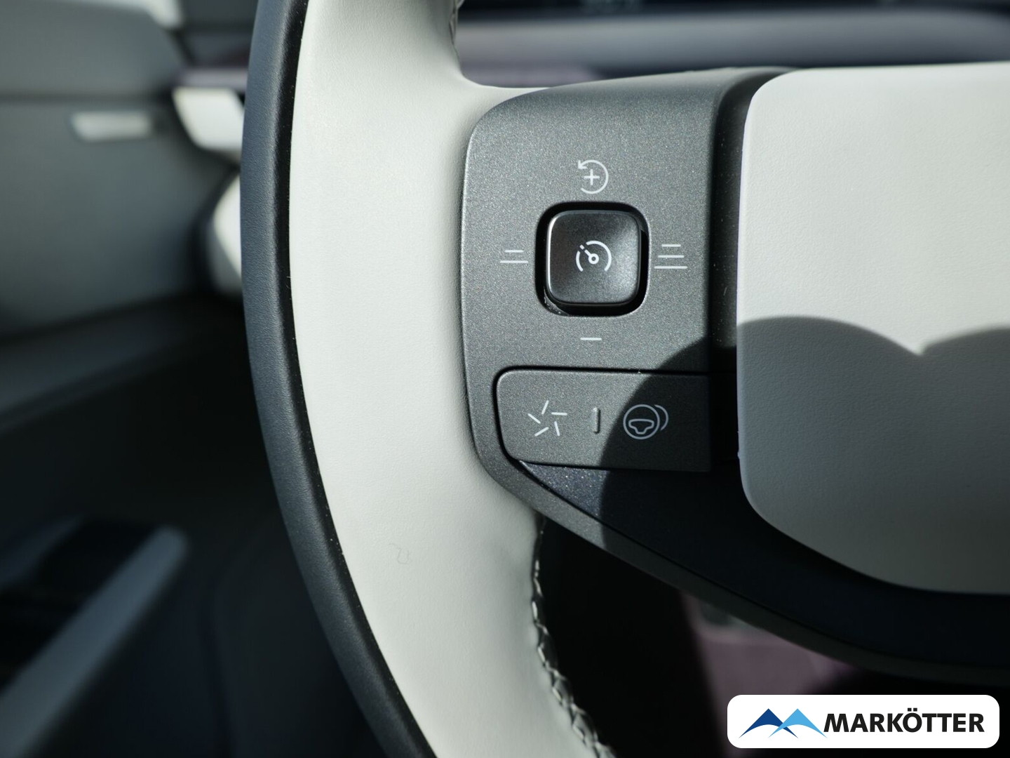 Fahrzeugabbildung Volvo EX60 P10 375kw/electric Ultra AWD/Pano/360°ab Q2 27