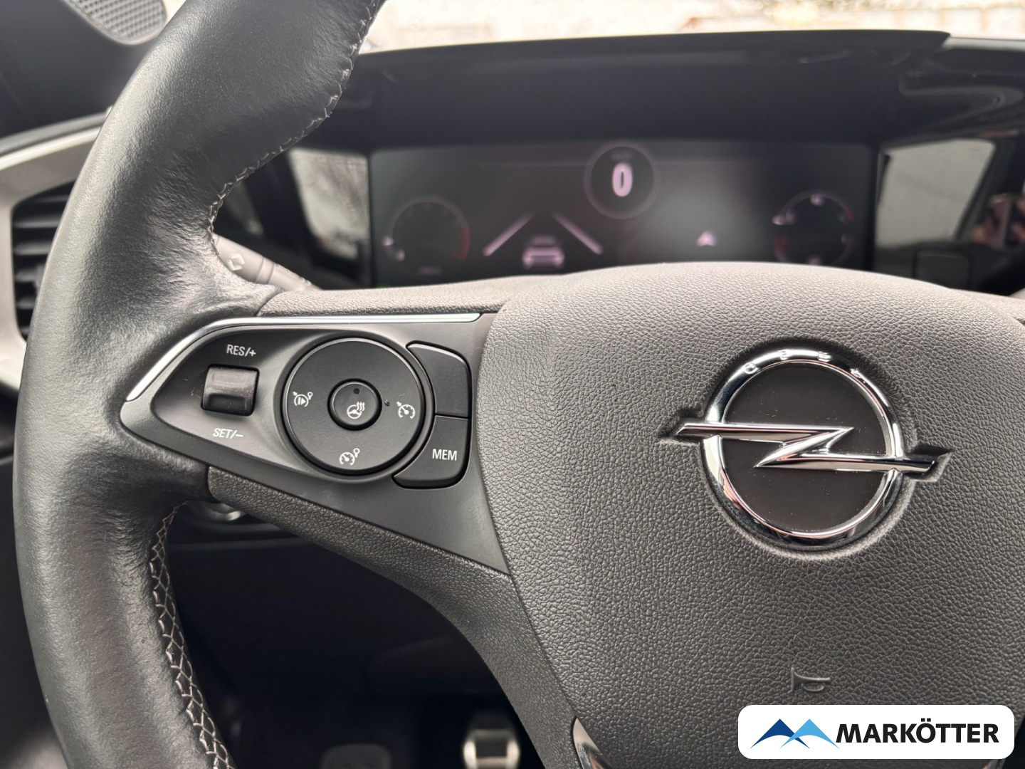 Fahrzeugabbildung Opel Mokka 1.2 GS Line Turbo BLIS/CAM/CRPLY/TEMP