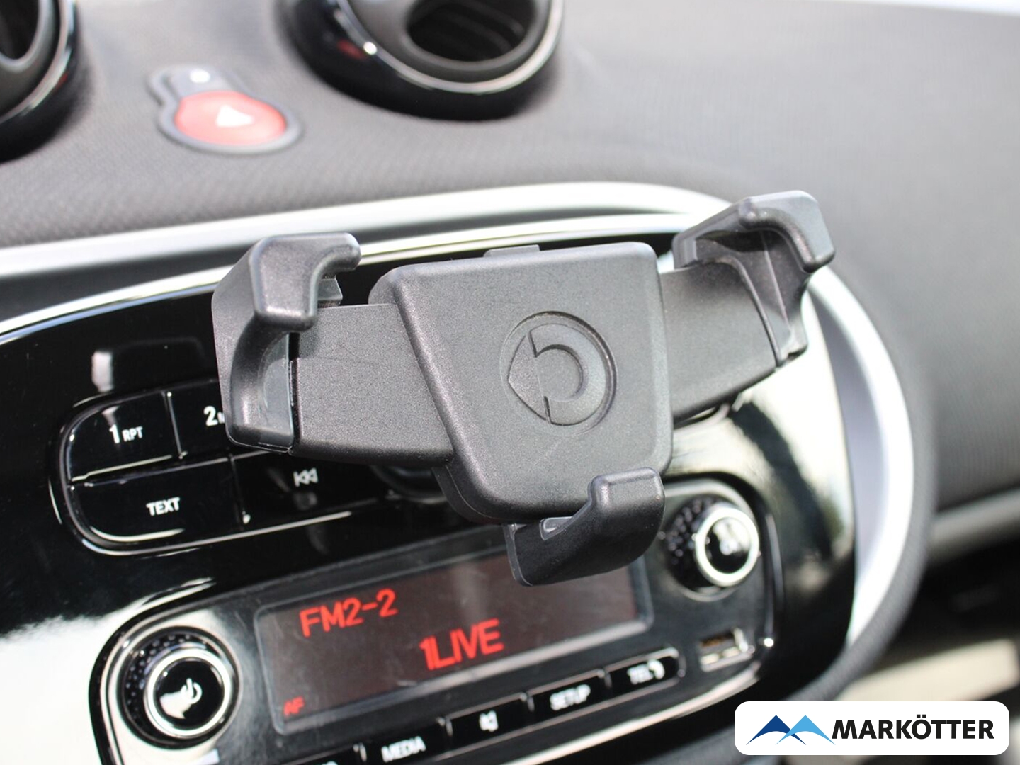 Fahrzeugabbildung Smart fortwo cabrio Basis 66 kW SHZ/LED/KLIMA