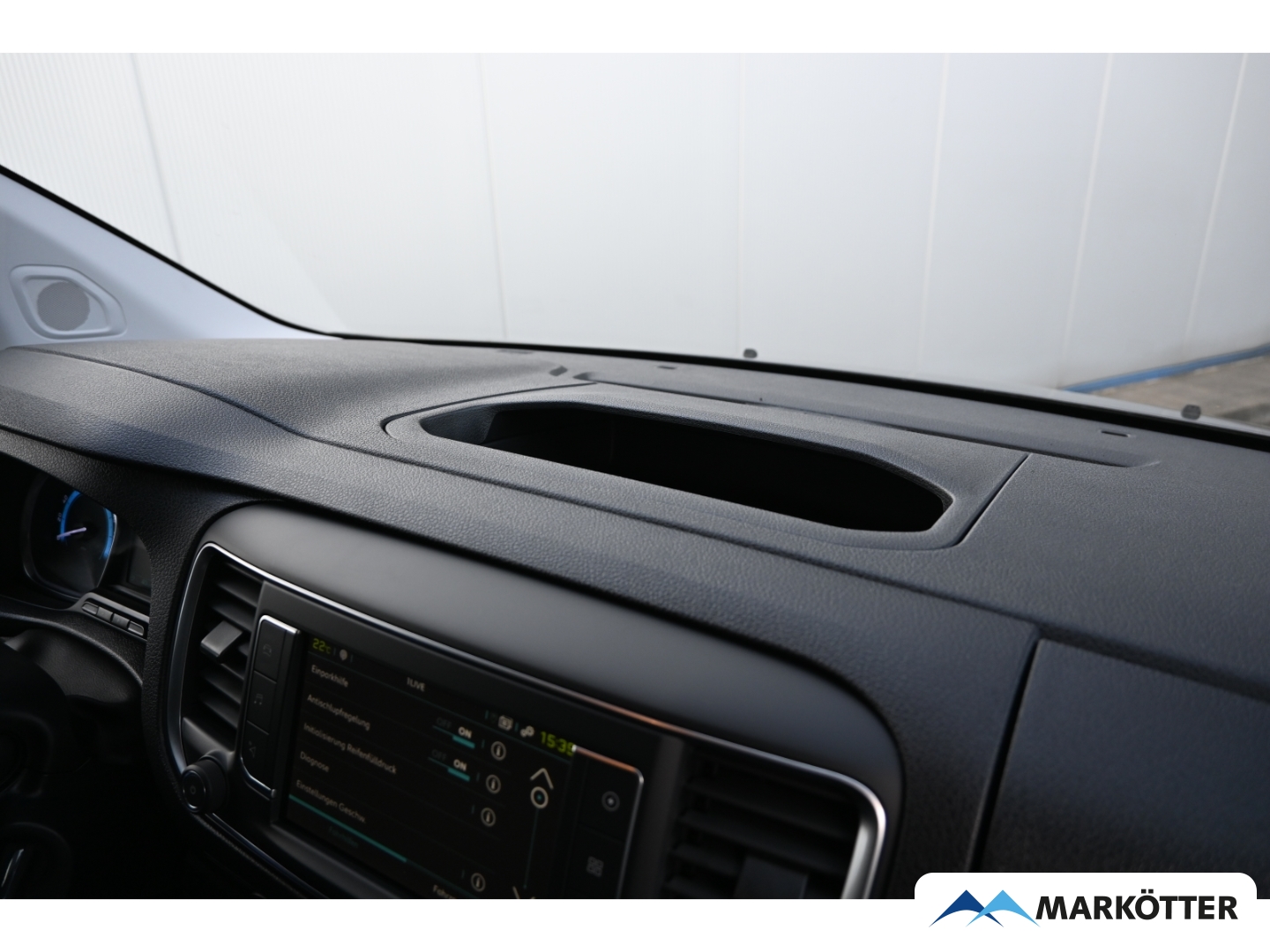 Fahrzeugabbildung Peugeot Expert Elektromotor Kasten Standard 75 kwh