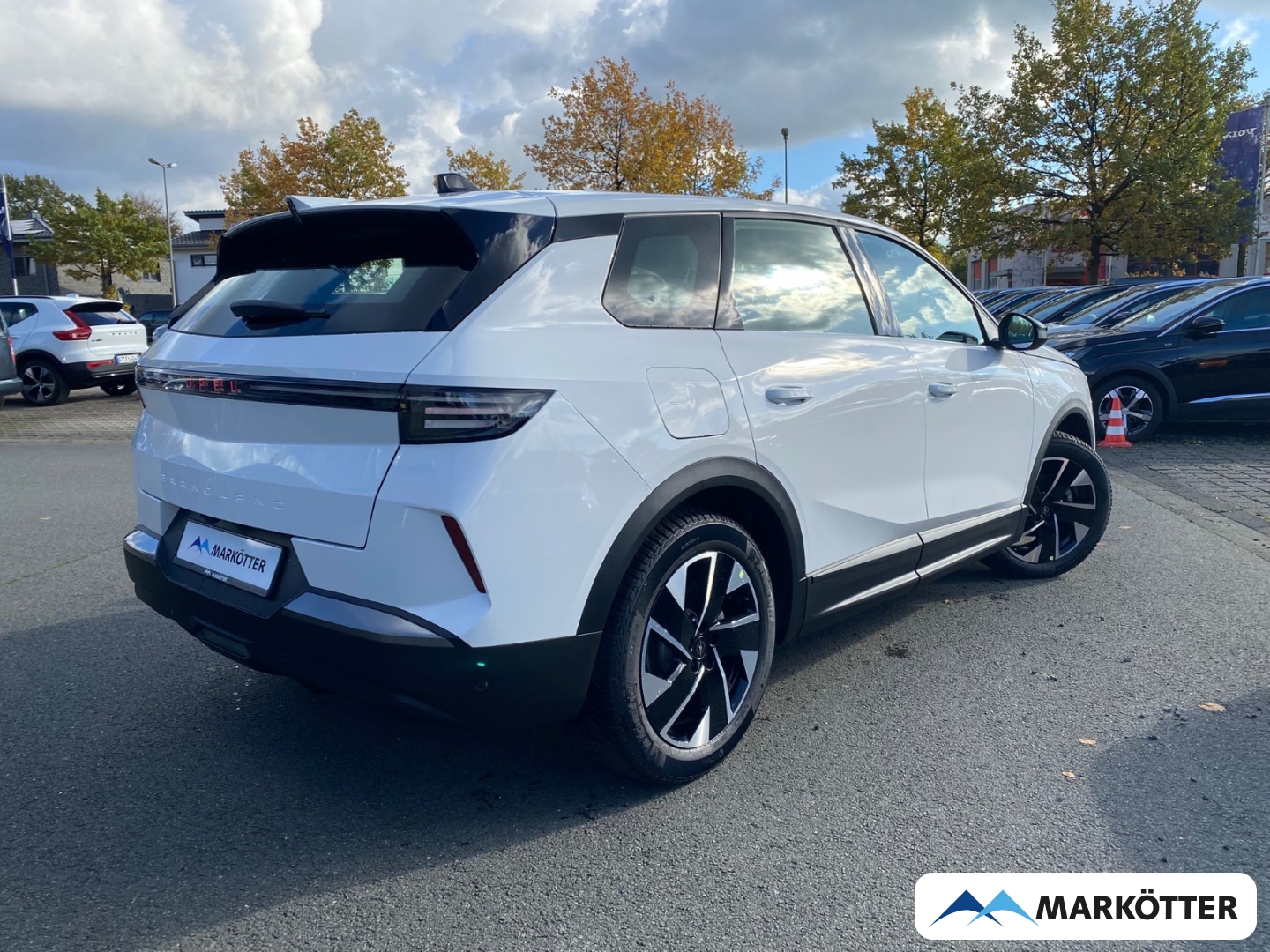 Fahrzeugabbildung Opel Grandland 1.2 Mhev Edition ACC+Kamera+Allwetter