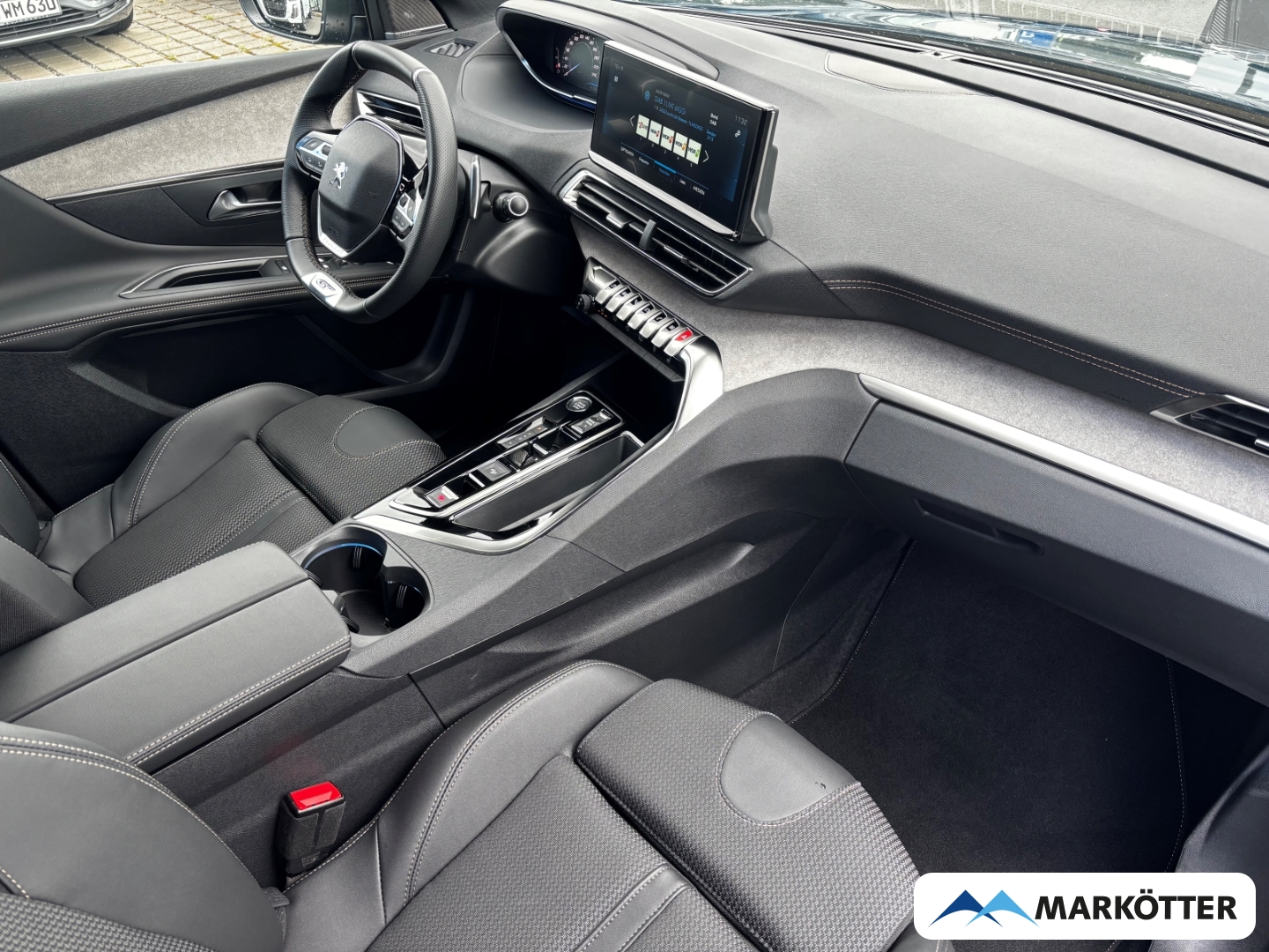 Fahrzeugabbildung Peugeot 3008 GT 360°/ACC/BLIS/SHZ/FOCAL/NAVI/KLIMA