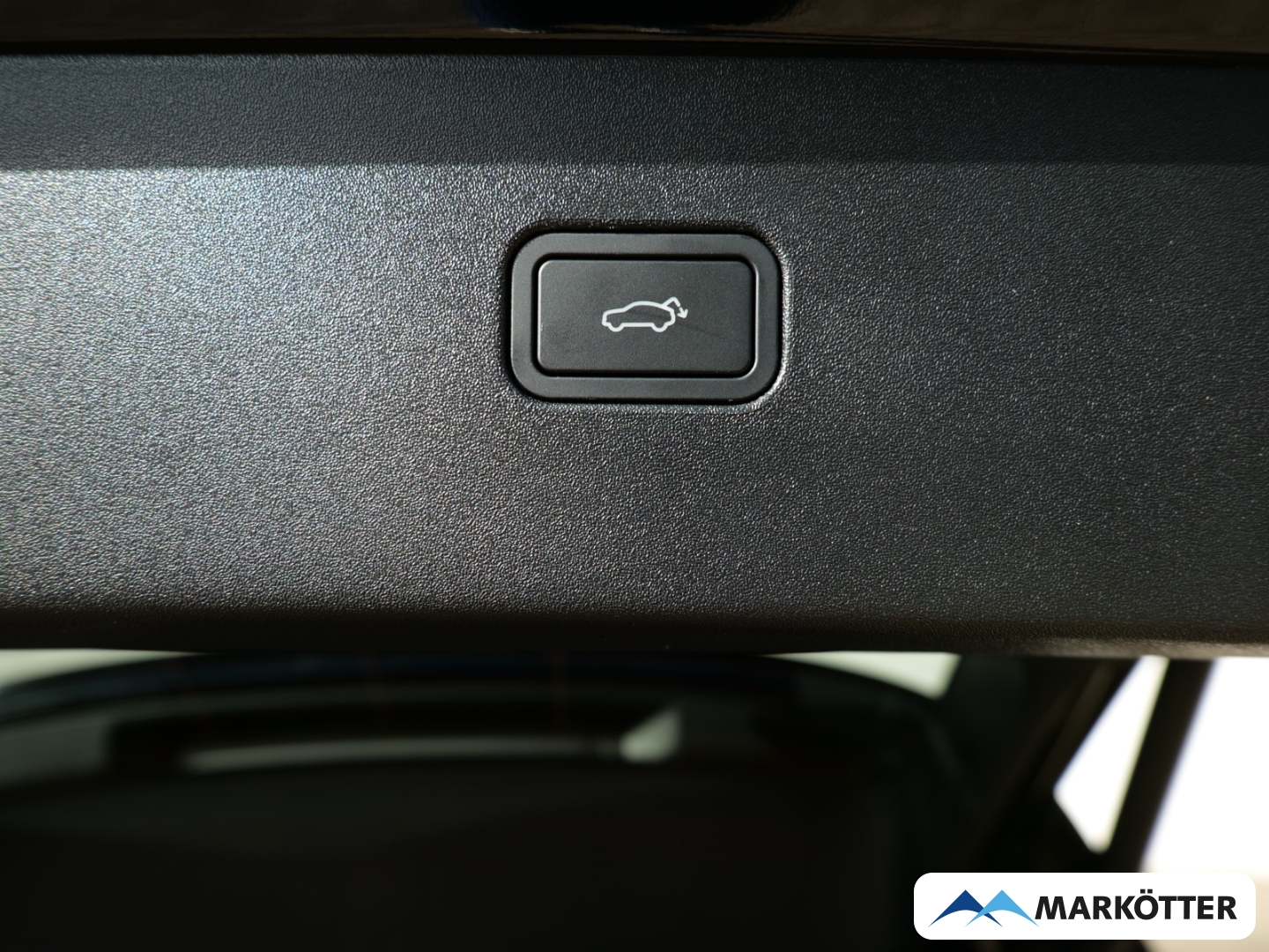 Fahrzeugabbildung Volvo EX30 Plus Plus Extended Range