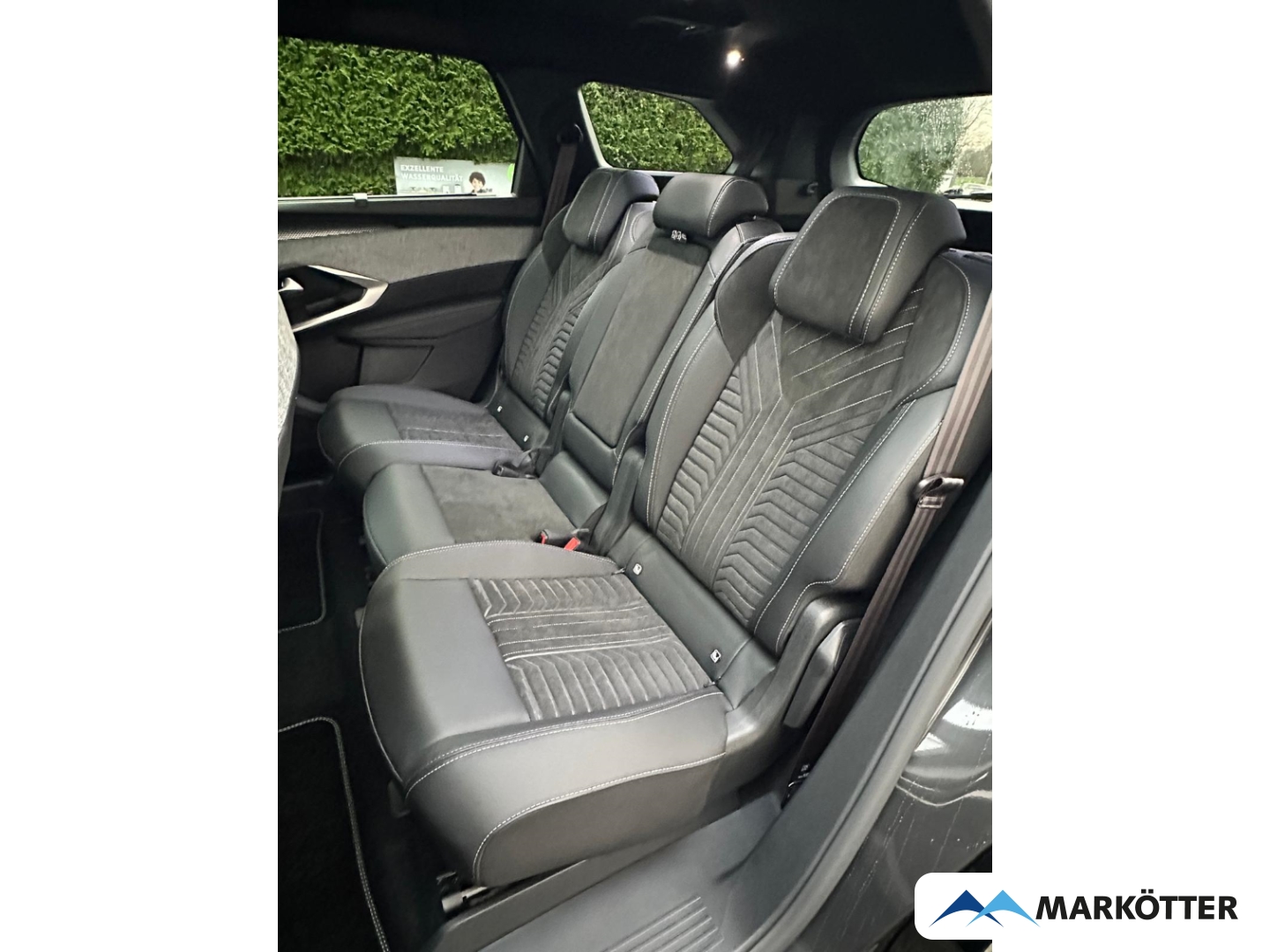 Fahrzeugabbildung Peugeot 5008 Elektromotor 210 GT 360°/AHK/Pano