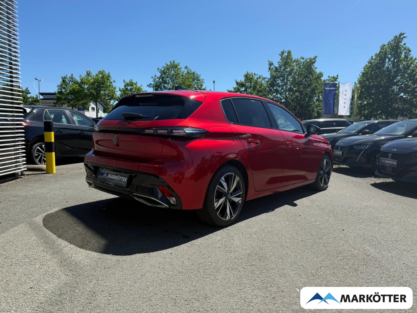 Fahrzeugabbildung Peugeot 308 Allure Pack 1.2 PureTech 130 SHZ/CAM180°/LED
