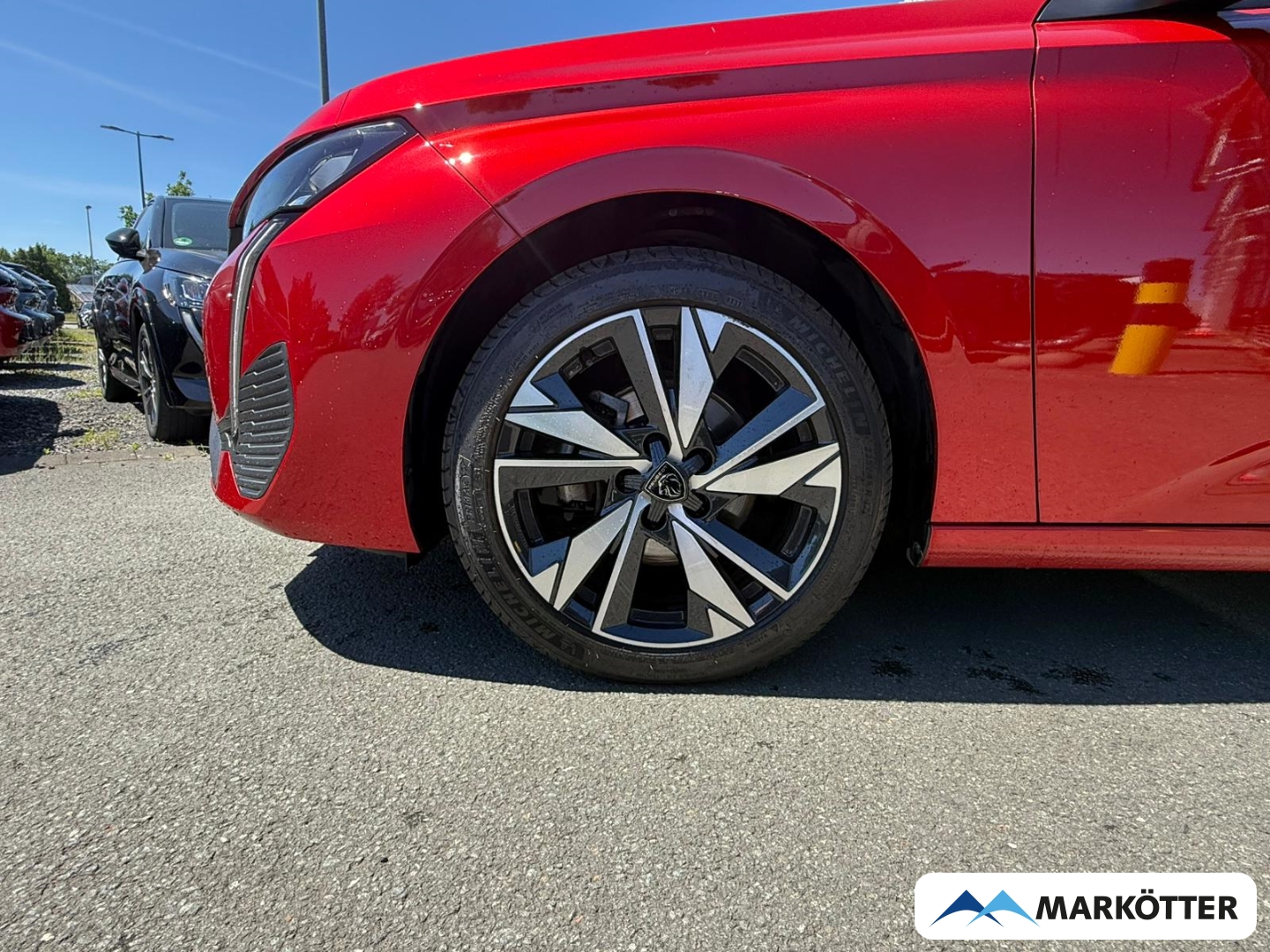 Fahrzeugabbildung Peugeot 308 Allure Pack 1.2 PureTech 130 SHZ/CAM180°/LED