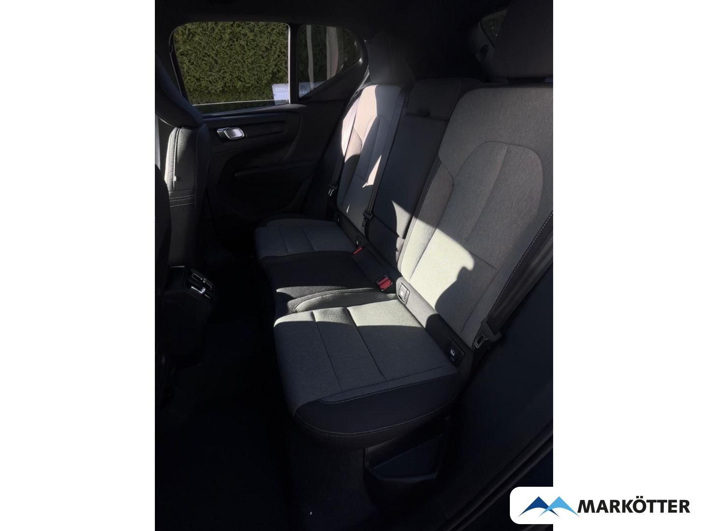 Fahrzeugabbildung Volvo XC40 B3 Plus Black Edition 2WD 360°/ACC/BLIS