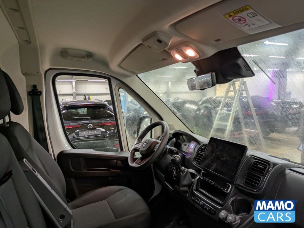 Fahrzeugabbildung Opel Movano Kasten 3.5t L3H2 BlueHDI 140 TEMP/CAM