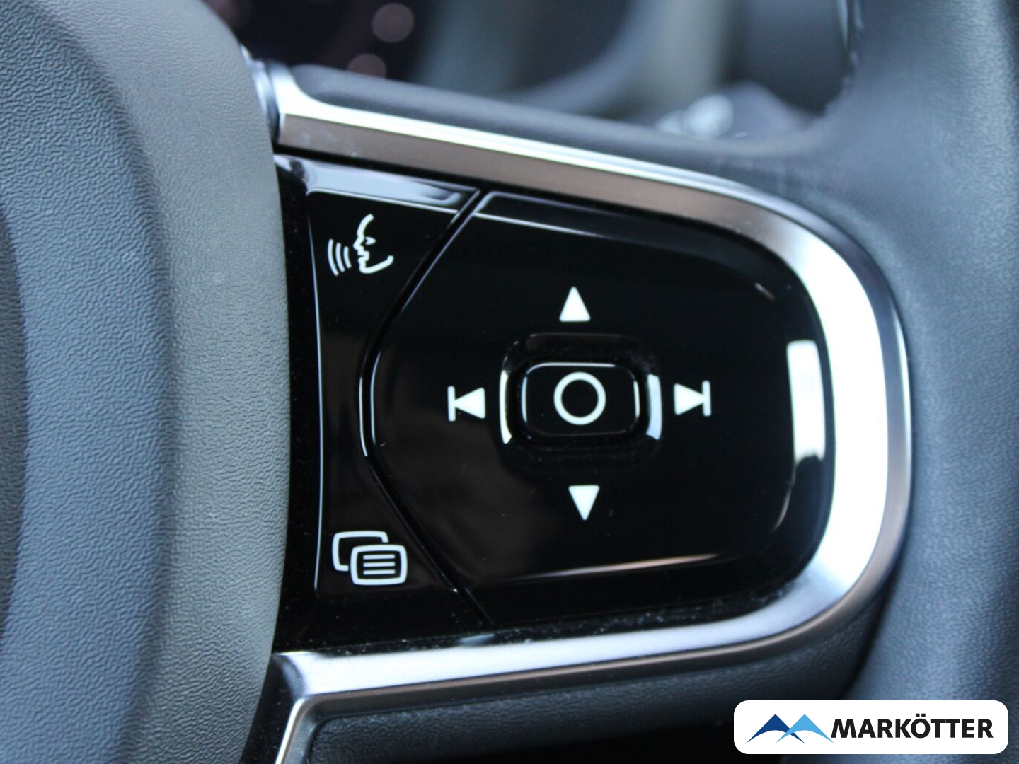 Fahrzeugabbildung Volvo V60 Plus Dark AWD/NAVI/PDC/CAM/Fshz/SHZ/PANO/