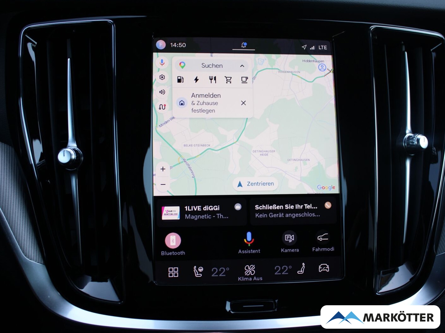 Fahrzeugabbildung Volvo V60 Plus Dark AWD/NAVI/PDC/CAM/Fshz/SHZ/PANO/