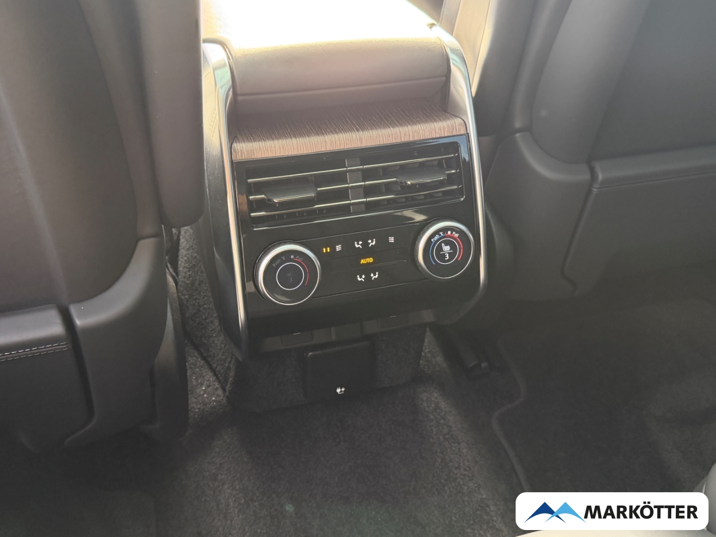 Fahrzeugabbildung Land Rover Range Rover P510e SWB Autobiography Massage/22''