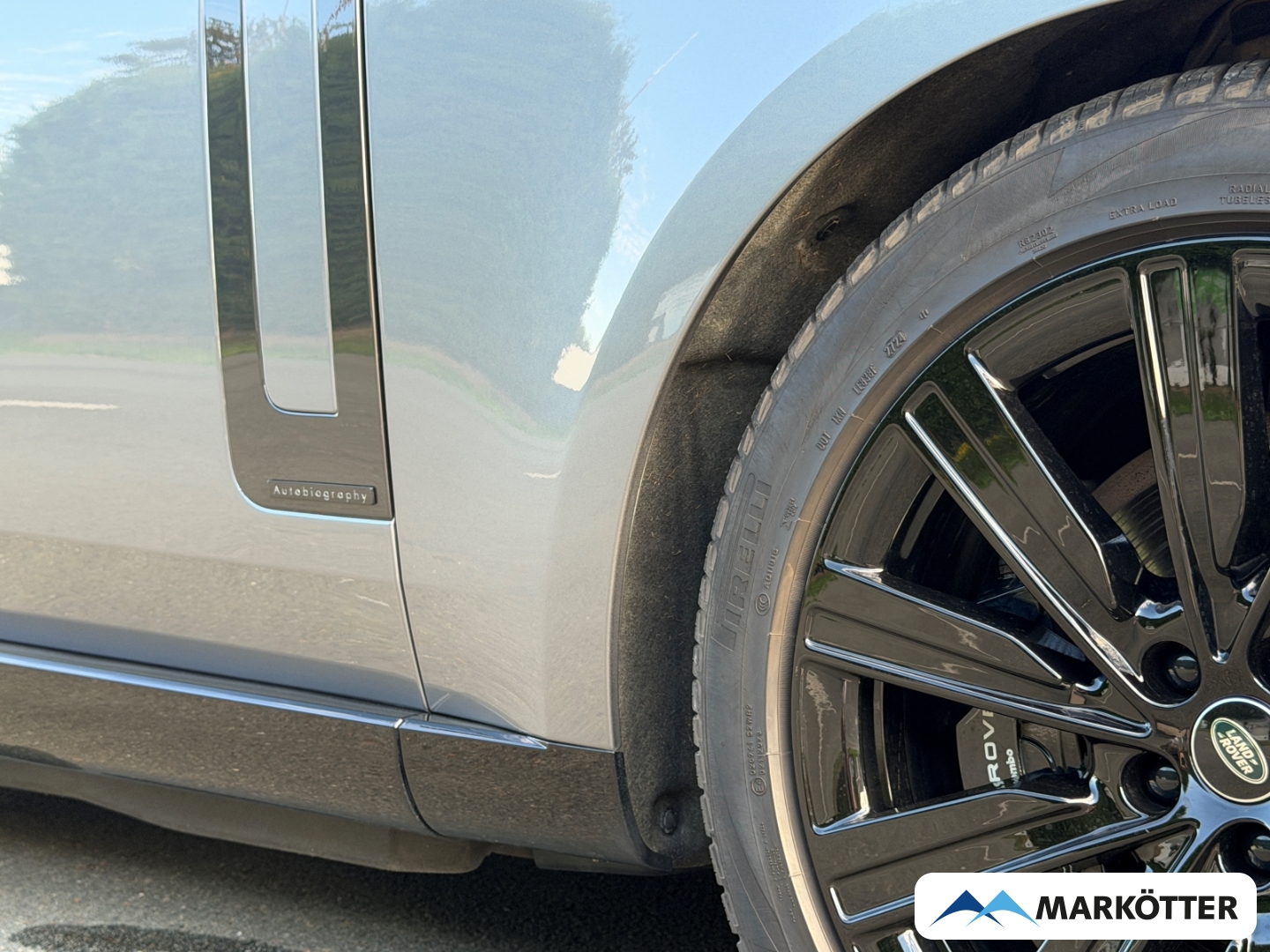 Fahrzeugabbildung Land Rover Range Rover P510e SWB Autobiography Massage/22''
