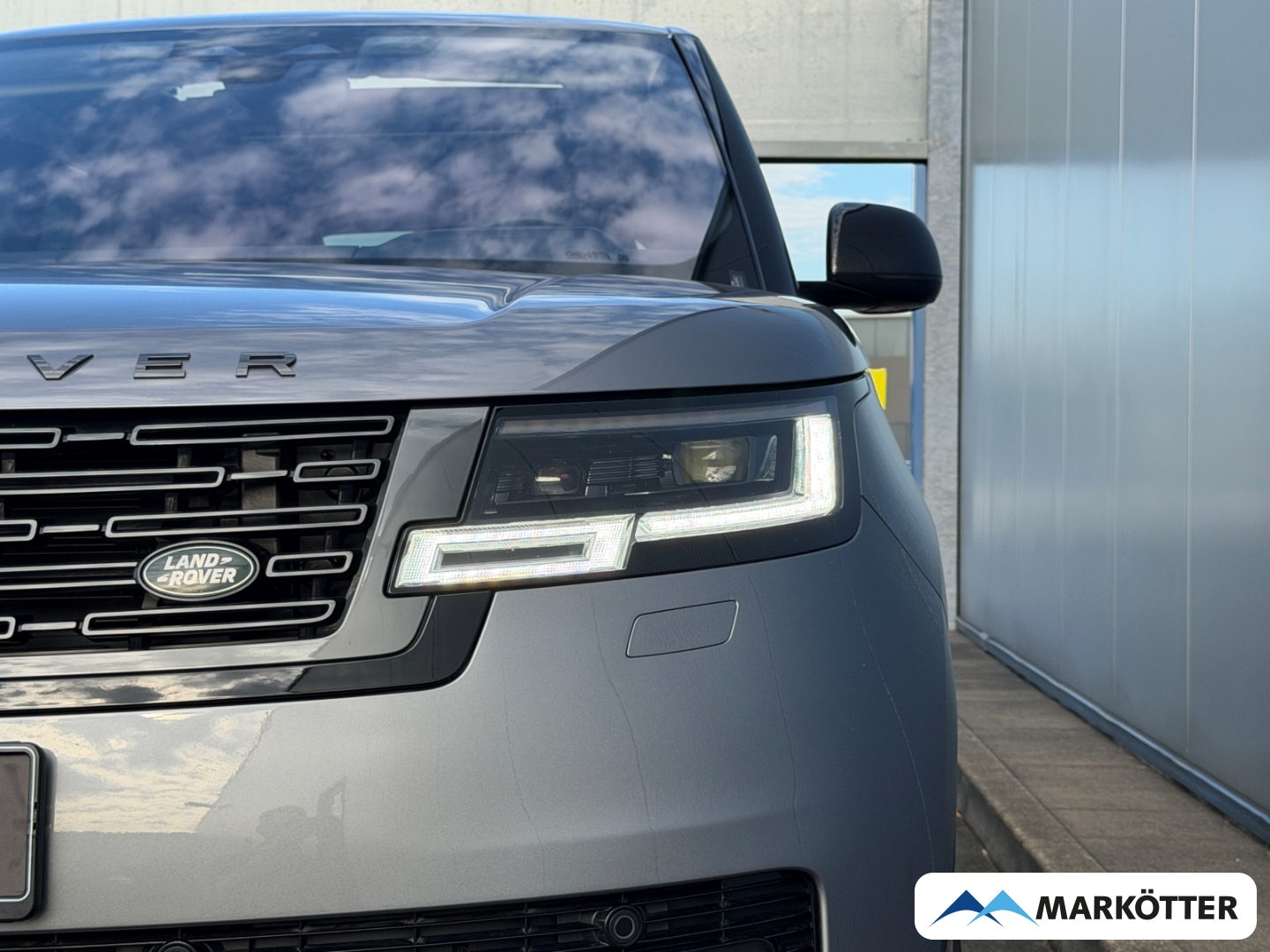 Fahrzeugabbildung Land Rover Range Rover P510e SWB Autobiography Massage/22''