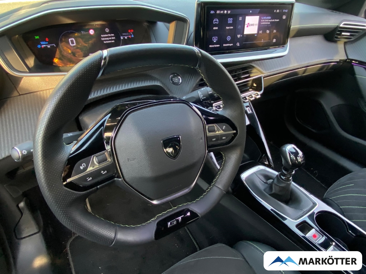 Fahrzeugabbildung Peugeot 208 1.2 GT BLIS/CAM/KLIMA/SHZ/APPLE/NAVI/MASSAGE
