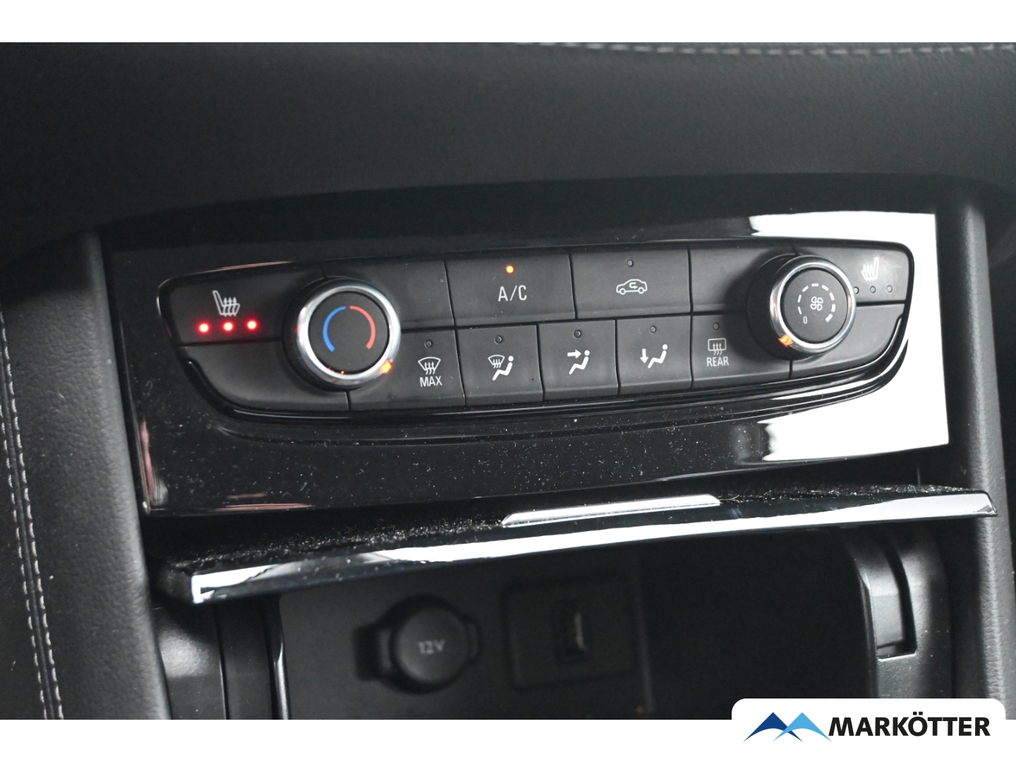 Fahrzeugabbildung Opel Grandland X Edition 1.2 Turbo Kamera/ LenkradH/18''