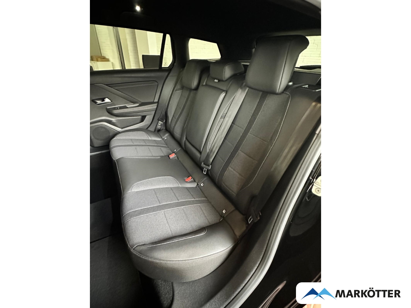 Fahrzeugabbildung Opel Astra L Sports Tourer Ultimate/AHK/SHZ+LHZ/CAM Start-Stop-Automatik Außenspiegel el. anklappbar