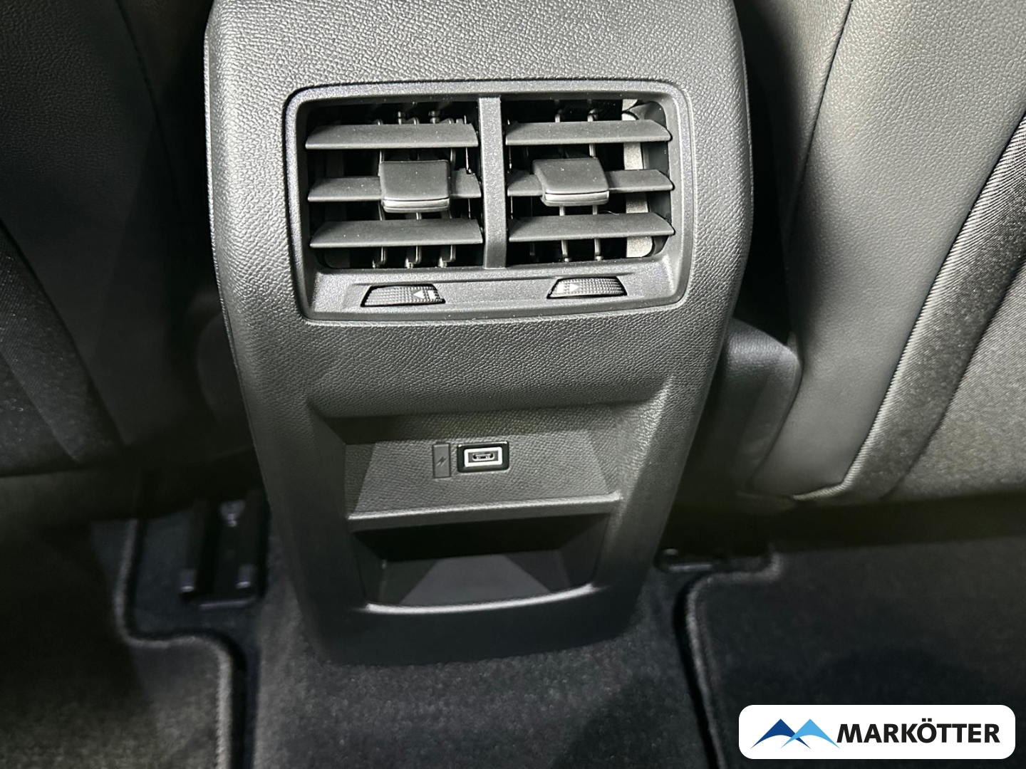 Fahrzeugabbildung Opel Astra L Sports Tourer Ultimate/AHK/SHZ+LHZ/CAM Start-Stop-Automatik Außenspiegel el. anklappbar