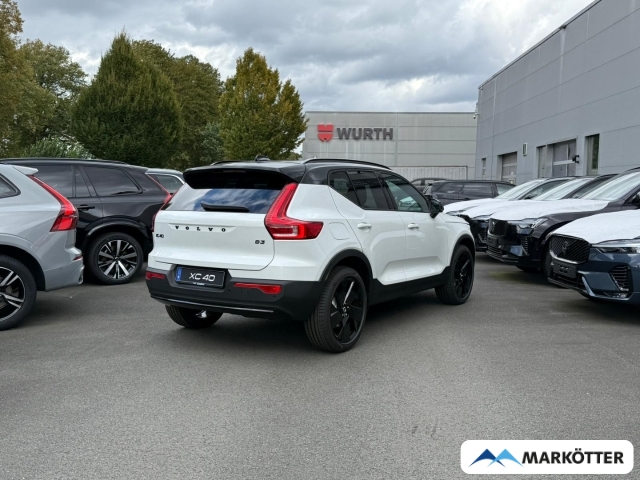 Fahrzeugabbildung Volvo XC40 B3 Plus Black Edition 2WD /ACC/BLIS/Kamera