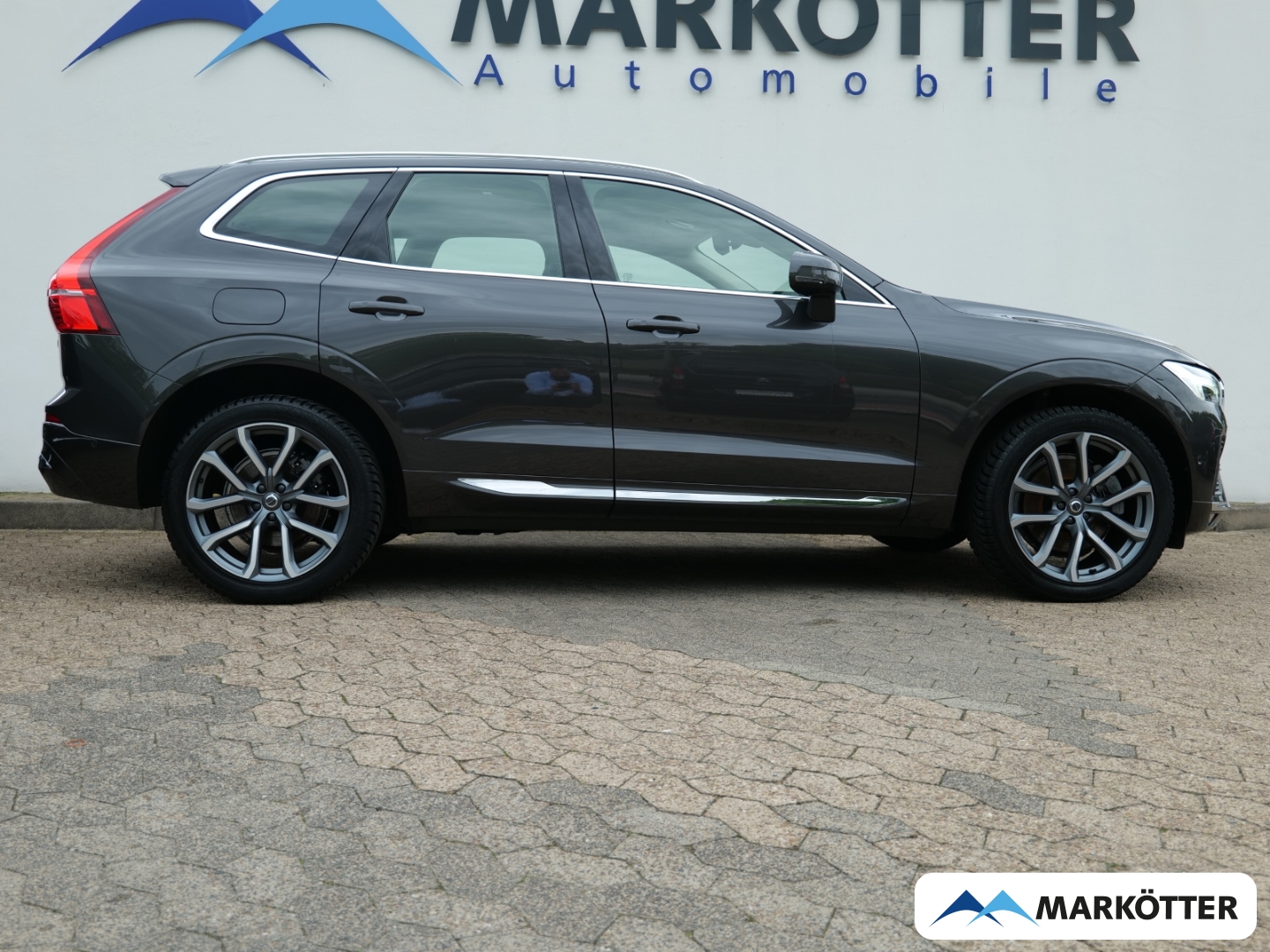 Fahrzeugabbildung Volvo XC60 B4 AWD Plus Bright /20 Zoll/360/ACC/