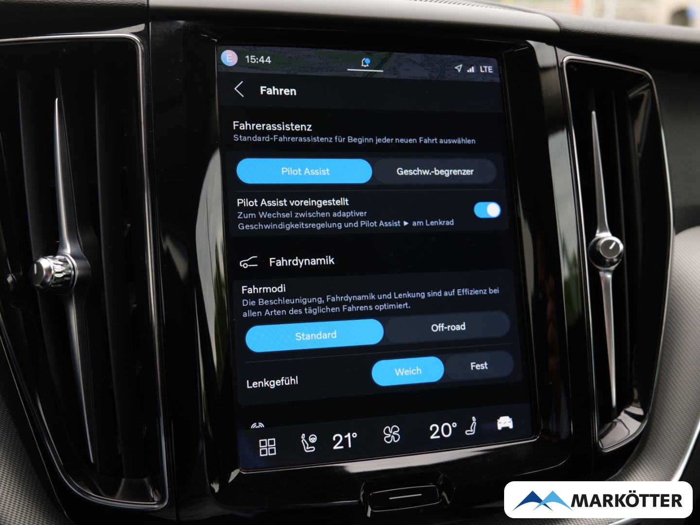 Fahrzeugabbildung Volvo XC60 B4 AWD Plus Bright /20 Zoll/360/ACC/