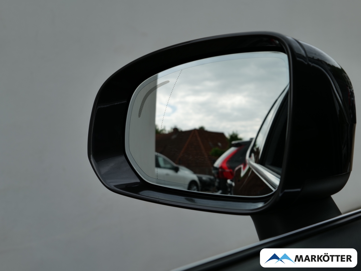 Fahrzeugabbildung Volvo XC60 B4 AWD Plus Bright /20 Zoll/360/ACC/