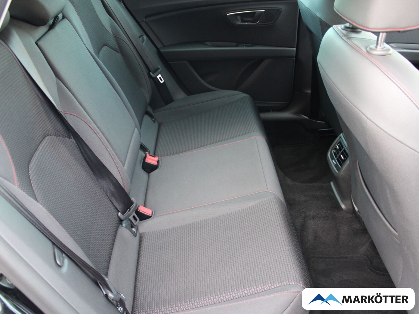 Fahrzeugabbildung SEAT Leon ST FR PDC/NAVI/PANO/BT/SHZ