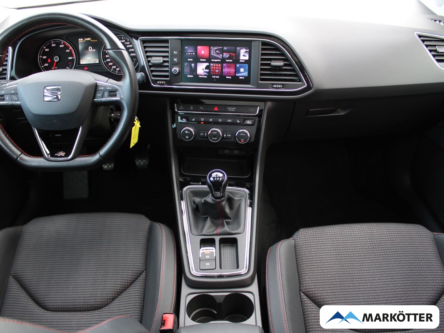 Fahrzeugabbildung SEAT Leon ST FR PDC/NAVI/PANO/BT/SHZ