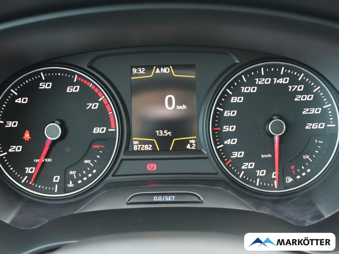 Fahrzeugabbildung SEAT Leon ST FR PDC/NAVI/PANO/BT/SHZ
