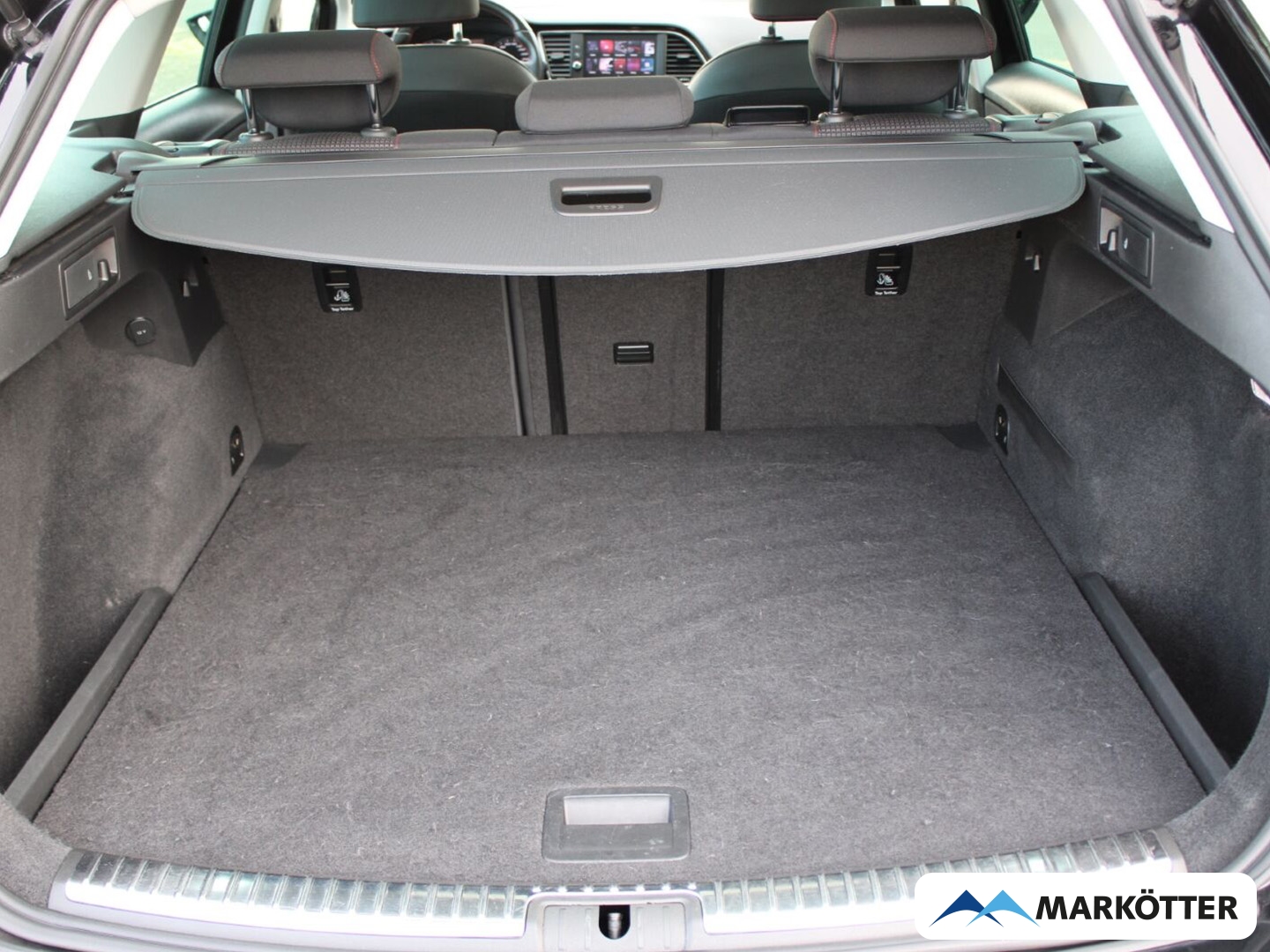 Fahrzeugabbildung SEAT Leon ST FR PDC/NAVI/PANO/BT/SHZ