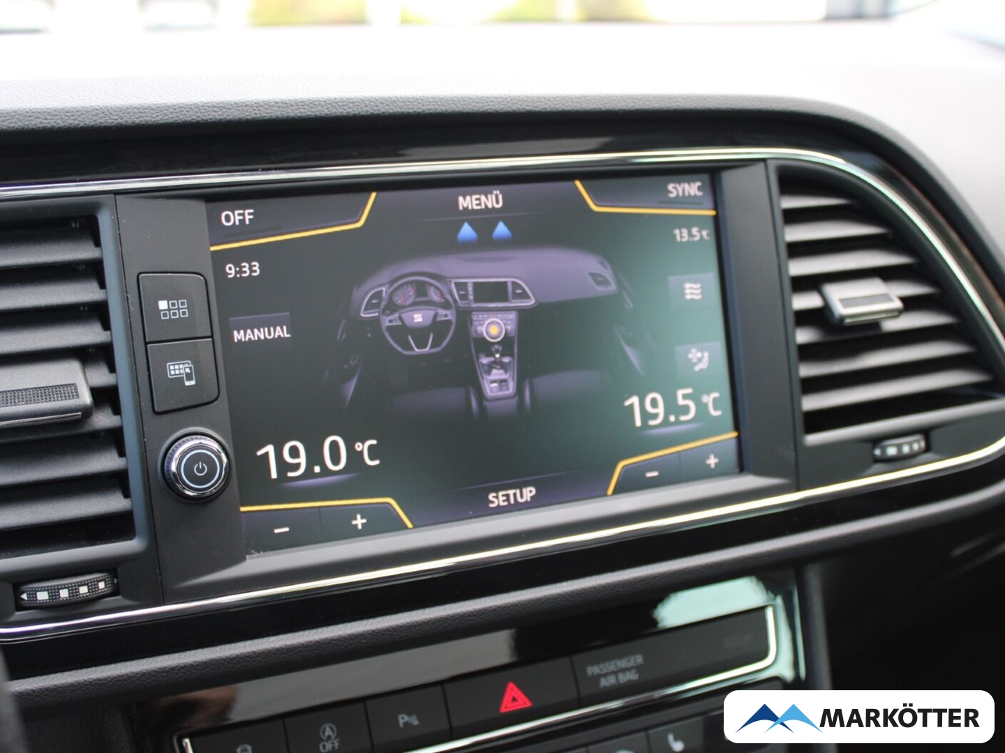 Fahrzeugabbildung SEAT Leon ST FR PDC/NAVI/PANO/BT/SHZ