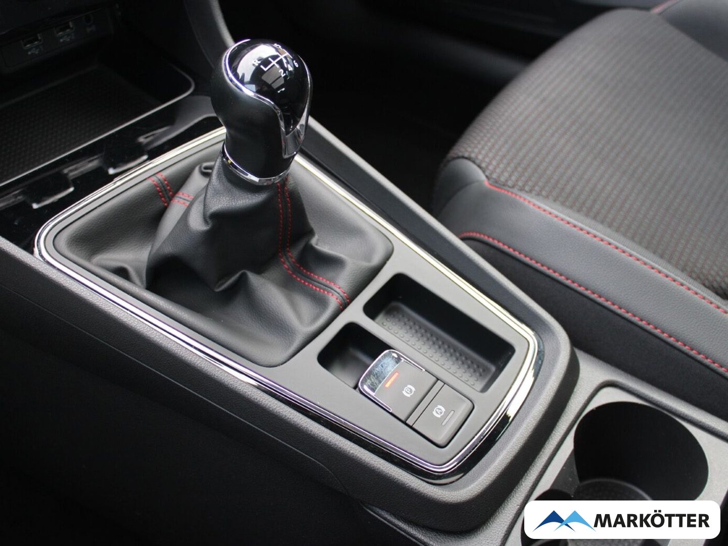 Fahrzeugabbildung SEAT Leon ST FR PDC/NAVI/PANO/BT/SHZ