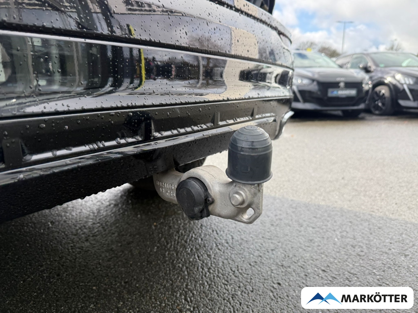 Fahrzeugabbildung Volvo XC60 T8 AWD R Design Recharge AD/AHK/BLIS/B&W