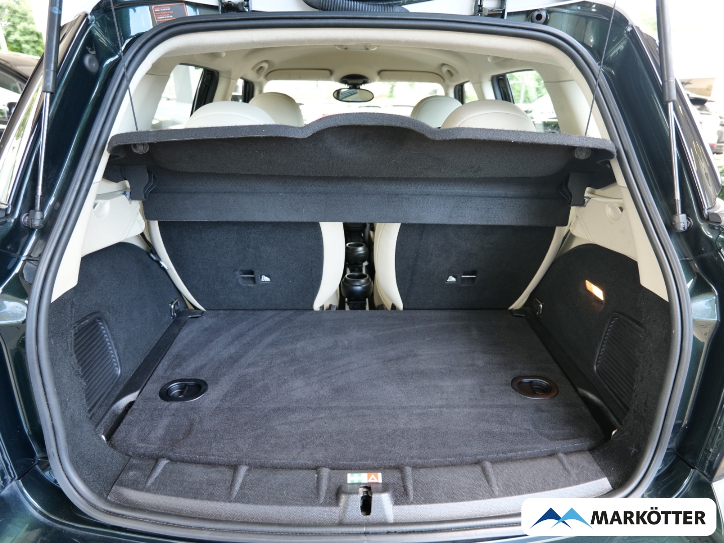 Fahrzeugabbildung MINI Cooper D Countryman Bi-Xenon/SHZ/NAVI/PDC/