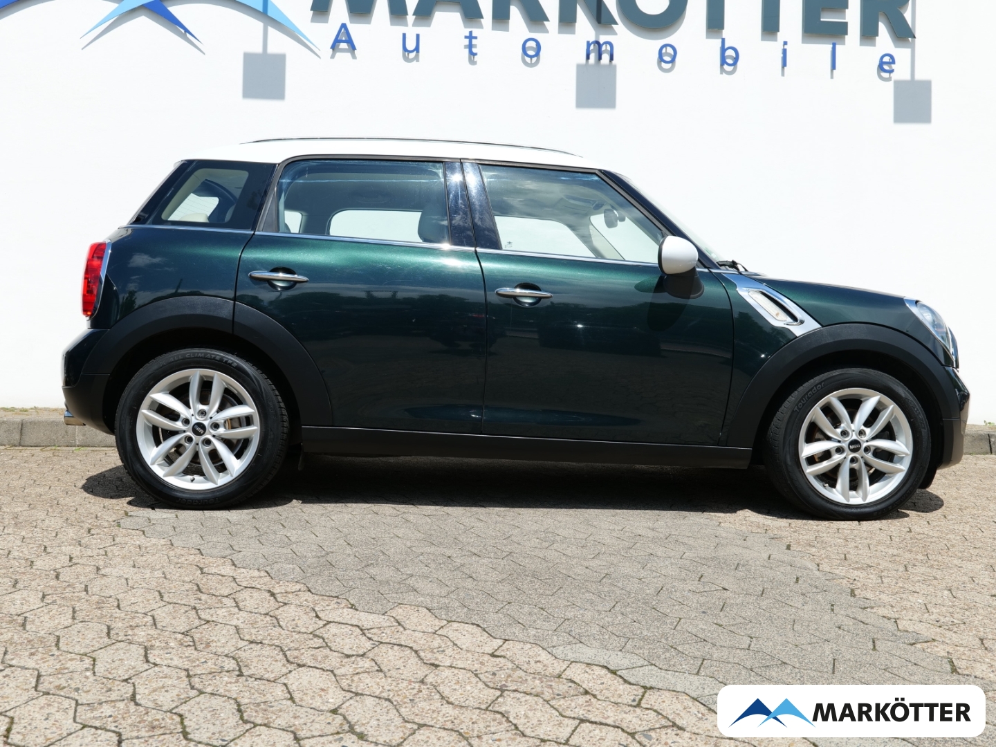 Fahrzeugabbildung MINI Cooper D Countryman Bi-Xenon/SHZ/NAVI/PDC/