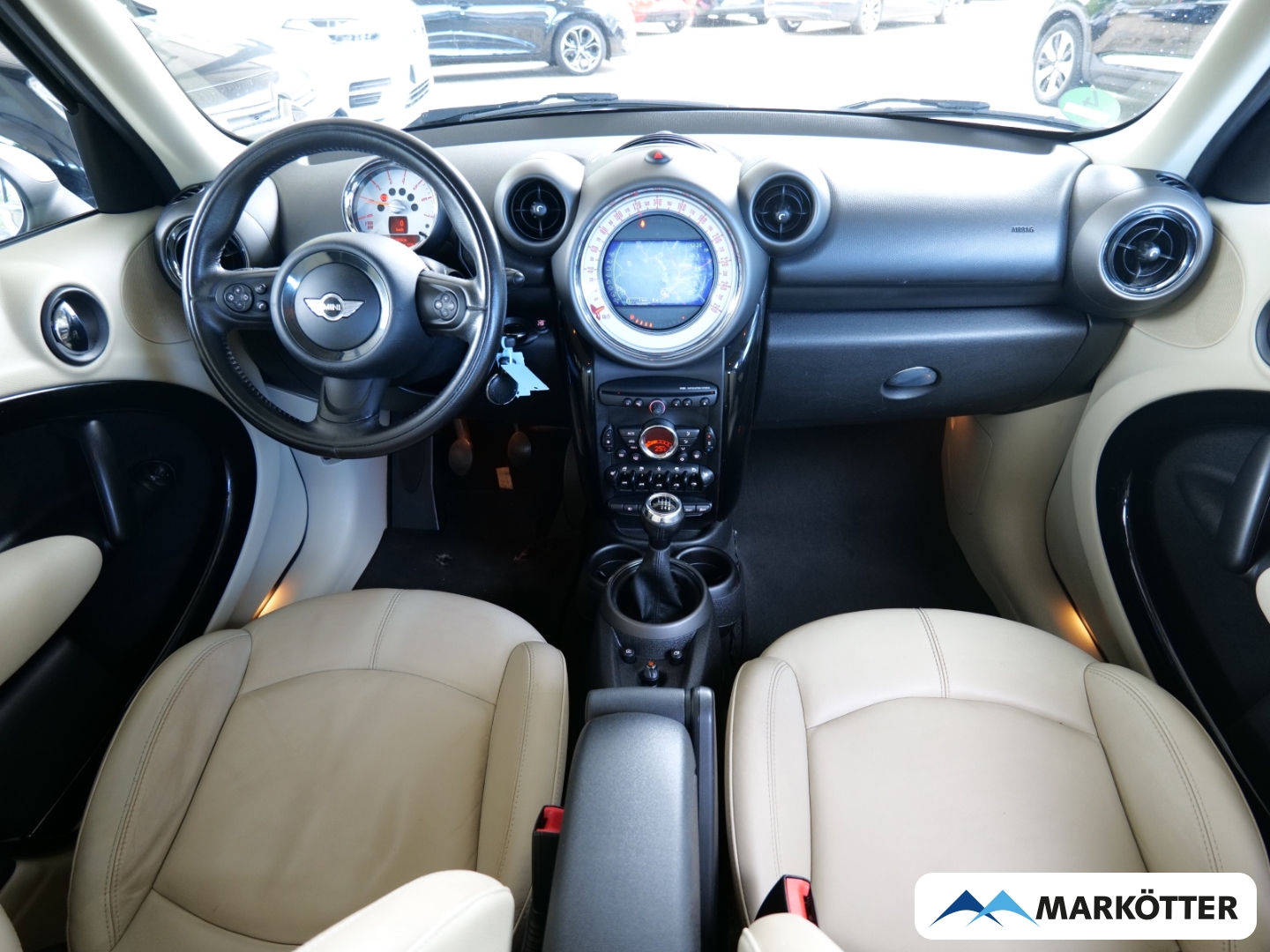 Fahrzeugabbildung MINI Cooper D Countryman Bi-Xenon/SHZ/NAVI/PDC/