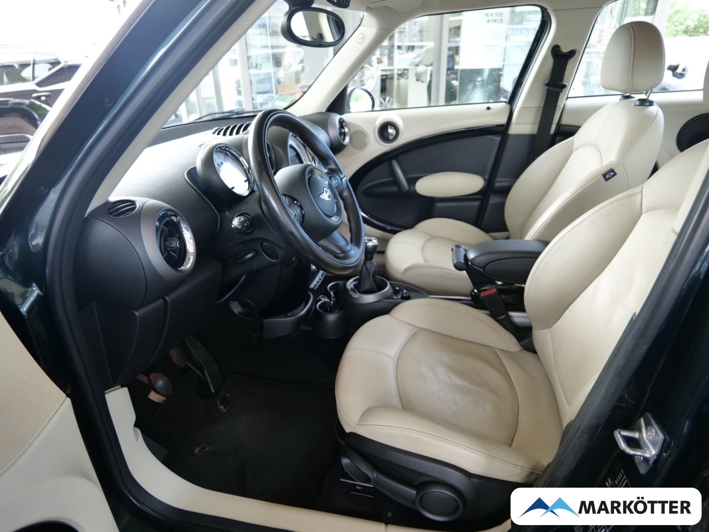 Fahrzeugabbildung MINI Cooper D Countryman Bi-Xenon/SHZ/NAVI/PDC/