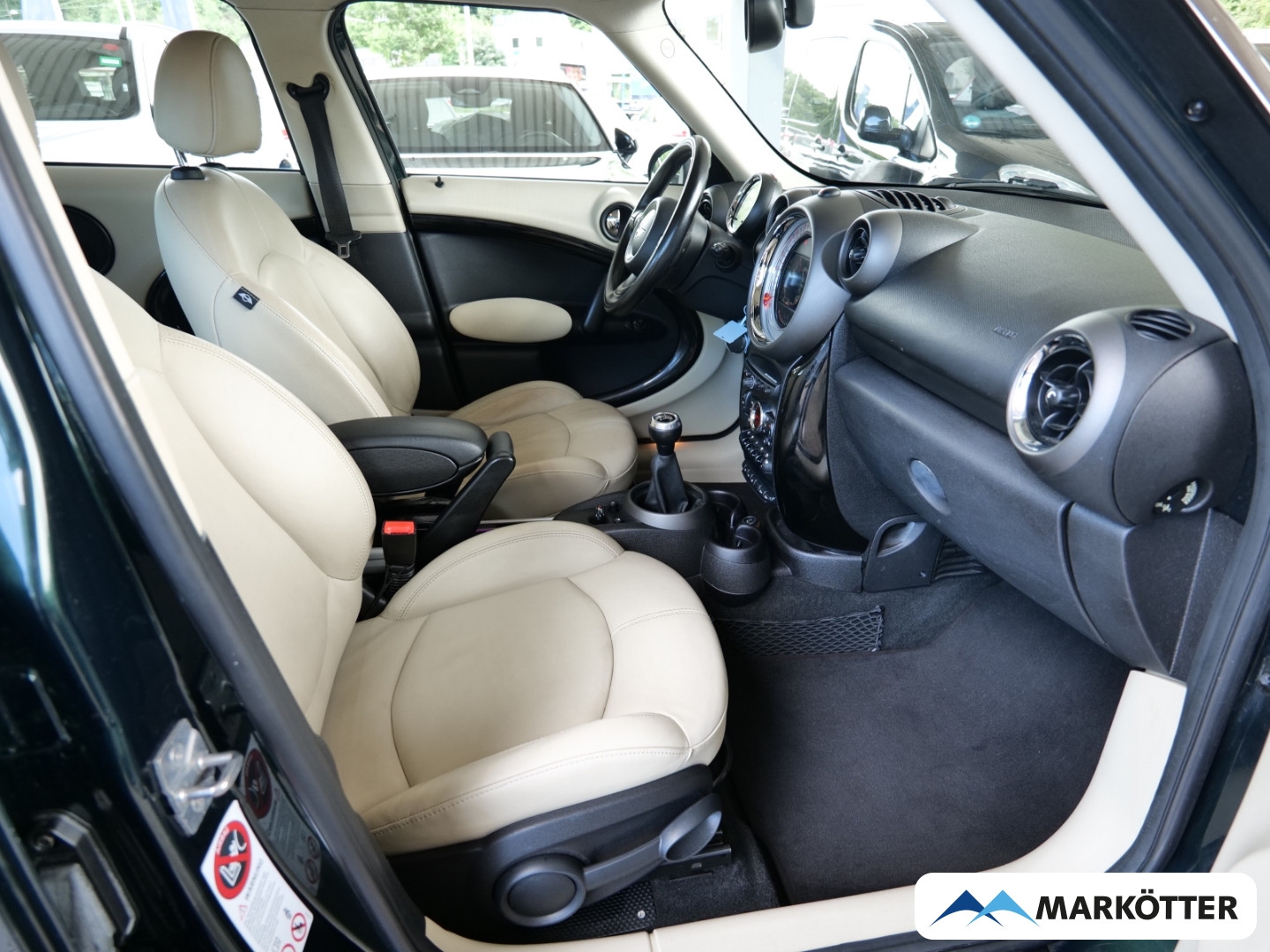 Fahrzeugabbildung MINI Cooper D Countryman Bi-Xenon/SHZ/NAVI/PDC/