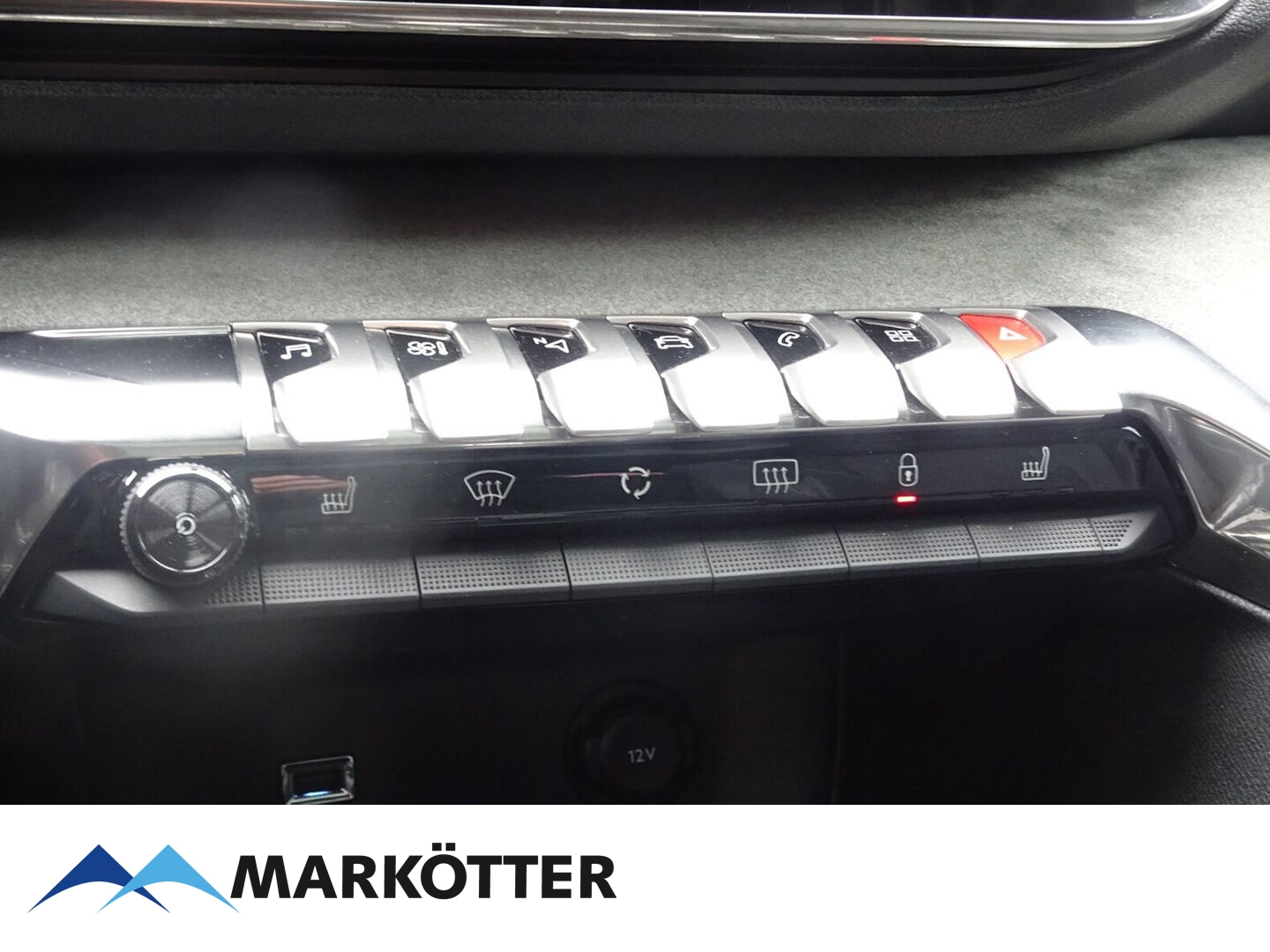 Fahrzeugabbildung Peugeot 5008 GT 1.5 BlueHDi 130 7-Sitzer/NAVI/PANO/SHZ/