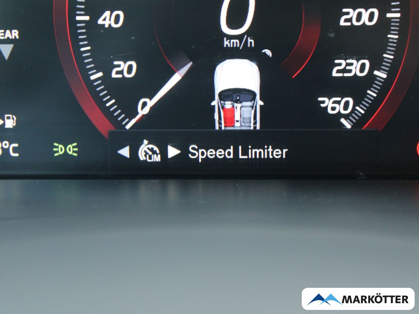 Fahrzeugabbildung Volvo XC60 Momentum 2WD AHK/TEMPO/PDC/el. Heckklappe