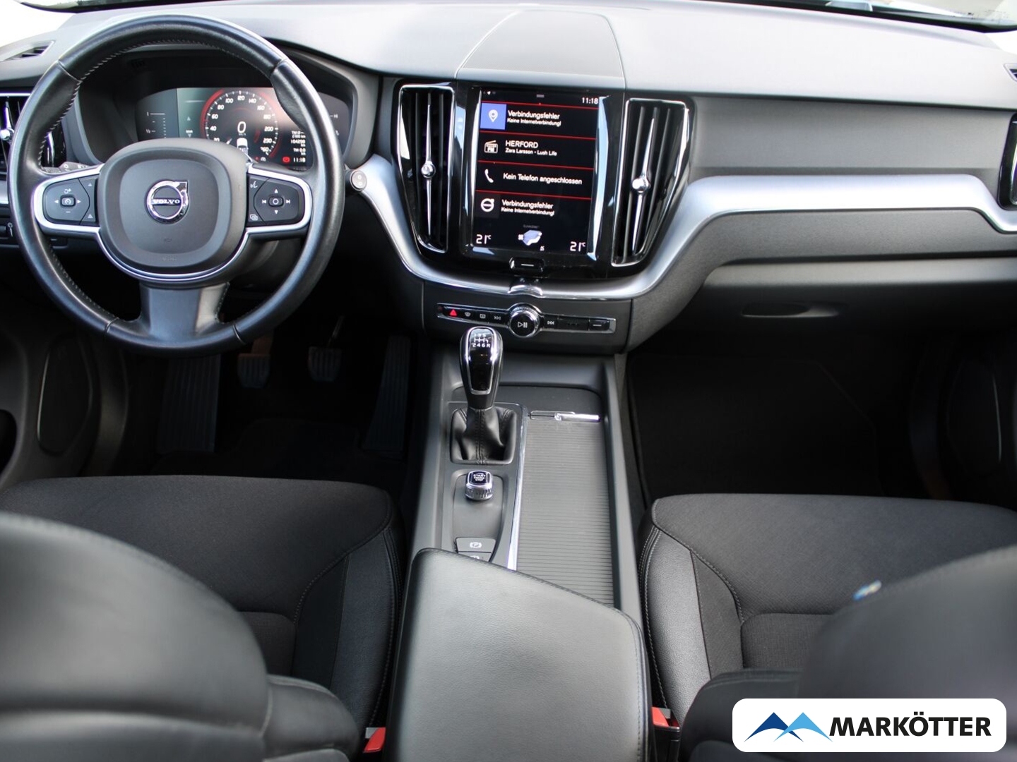Fahrzeugabbildung Volvo XC60 Momentum 2WD AHK/TEMPO/PDC/el. Heckklappe