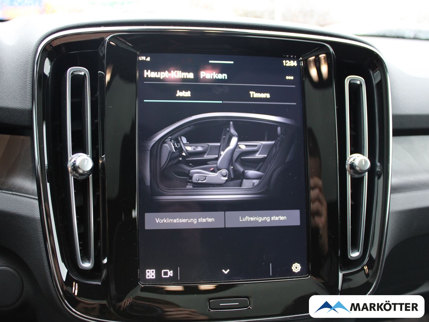 Fahrzeugabbildung Volvo C40 Ultimate Recharge Pure Electric AWD ACC/PANO