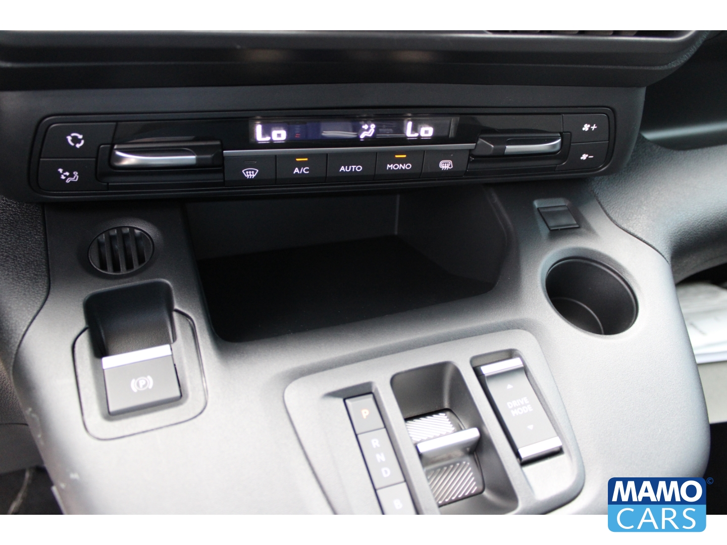 Fahrzeugabbildung Opel Combo Electric Cargo Basis/BLUETOOTH/SITZHEIZUNG/KLIMAAUTOMATIK