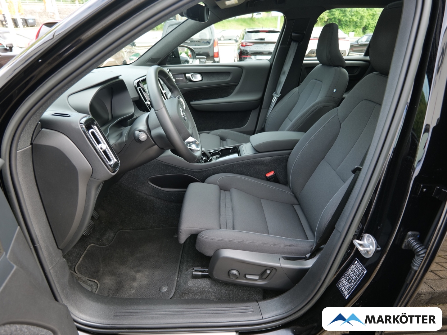Fahrzeugabbildung Volvo XC40 Ultimate Recharge /360CAM/BLIS/Wärmepumpe/