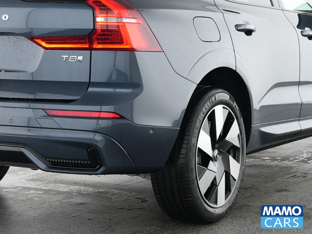 Fahrzeugabbildung Volvo XC60 T8 AWD Plus Dark ACC/PANO/HUD/BLIS/360°/AHK