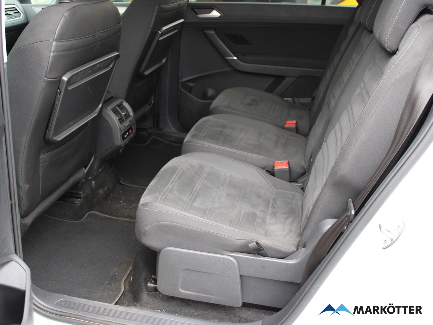 Fahrzeugabbildung Volkswagen Touran Comfortline BMT ACC/NAVI/R-Line/SHZ