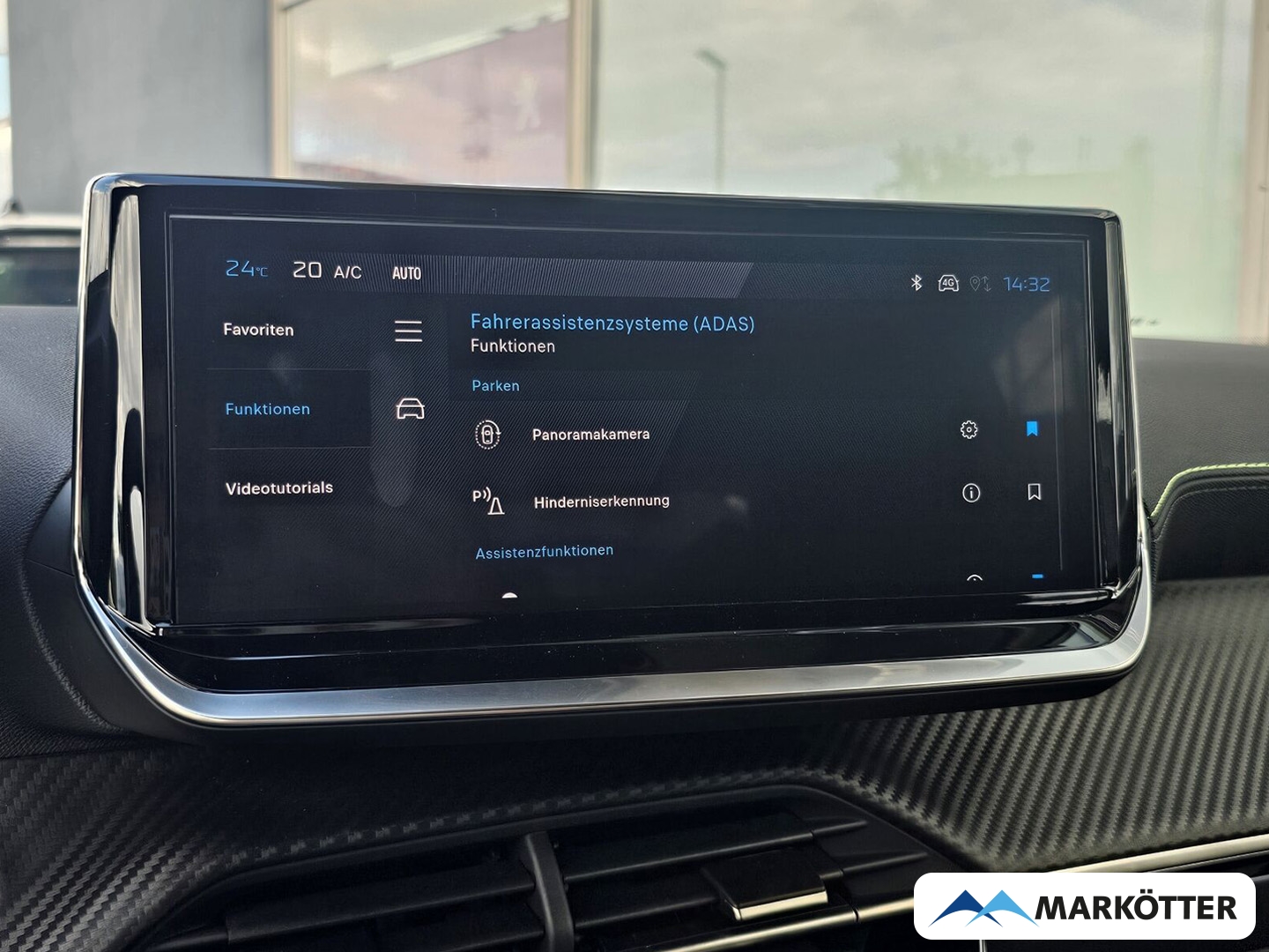 Fahrzeugabbildung Peugeot 2008 Hybrid 145 GT Panorama, 360° Kamera, Navi
