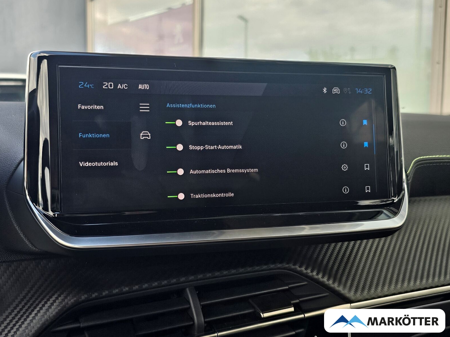 Fahrzeugabbildung Peugeot 2008 Hybrid 145 GT Panorama, 360° Kamera, Navi
