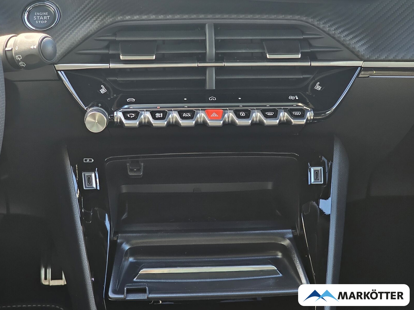 Fahrzeugabbildung Peugeot 2008 Hybrid 145 GT Panorama, 360° Kamera, Navi