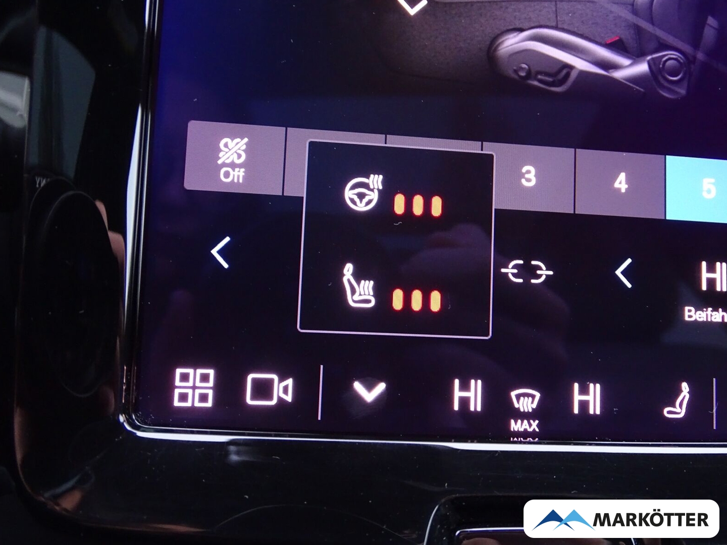 Fahrzeugabbildung Volvo XC60 R Design Recharge Plug-In Hybrid AWD AHK