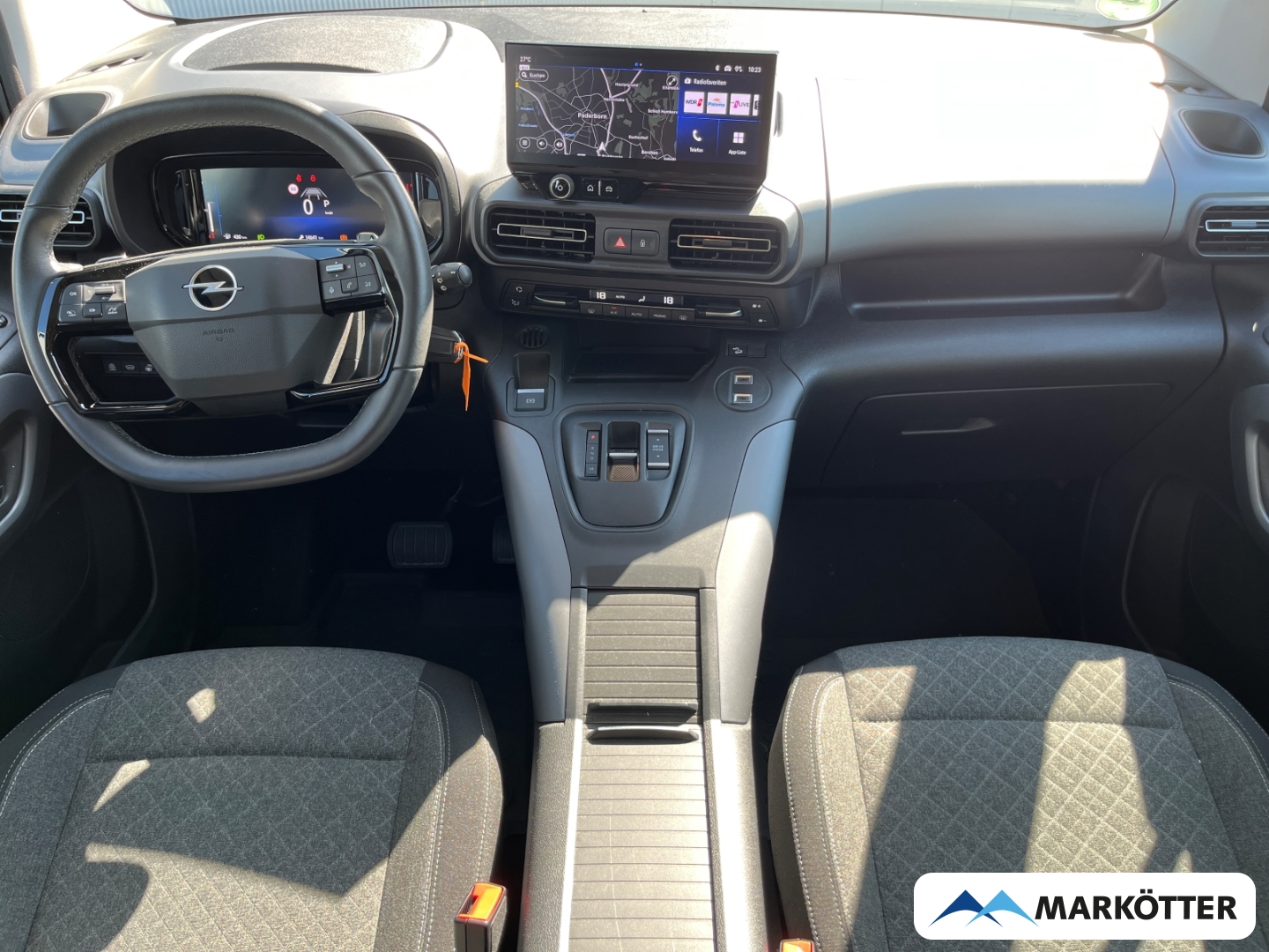 Fahrzeugabbildung Opel Combo Life 1.5D Ultimate ACC/SHZ/Totwinkel
